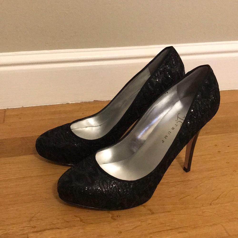 Ivanka Trump Black Lace Pumps
